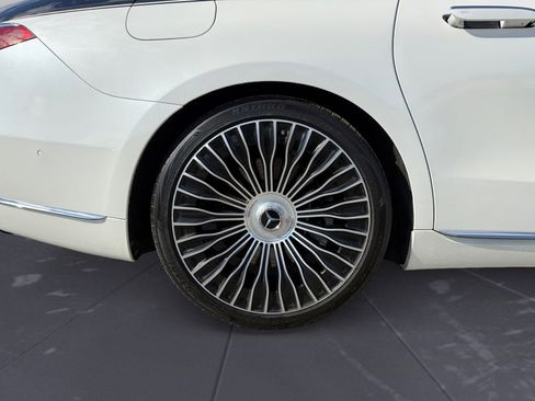 Used 2021 Mercedes-Benz Maybach S 580 4MATIC image 20