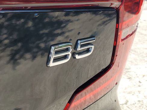 Certified 2024 Volvo S60 B5 Core FWD image 7