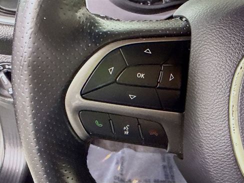 Used 2019 Dodge Challenger SXT w/ Blacktop Package image 22