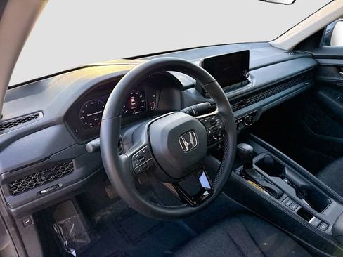 Certified 2023 Honda Accord LX image 9