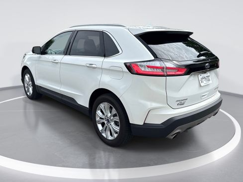 Used 2020 Ford Edge Titanium FWD image 6