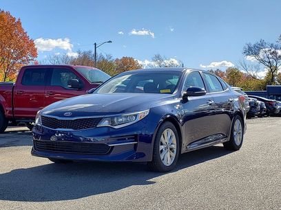 Used 2018 Kia Optima LX w/ 17" Alloy Wheels Package