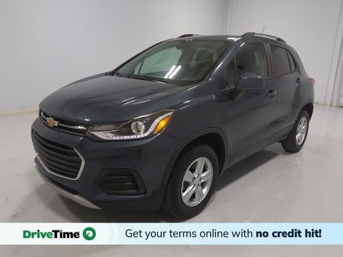 Used 2022 Chevrolet Trax LT w/ Driver Confidence Package AWD/4WD image 1