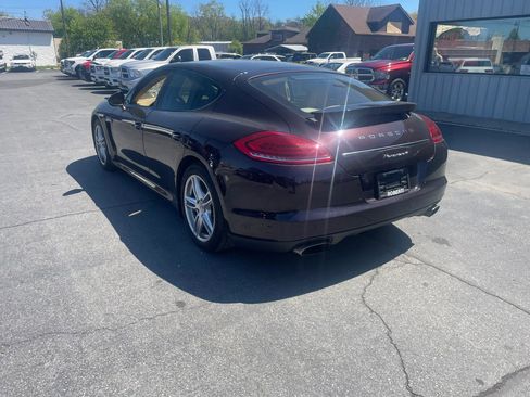 Used 2012 Porsche Panamera 4 image 4
