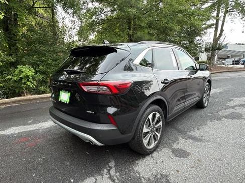 Certified 2024 Ford Escape Platinum AWD/4WD image 8