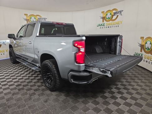 Used 2024 Chevrolet Silverado 1500 High Country w/ Technology Package AWD/4WD image 30