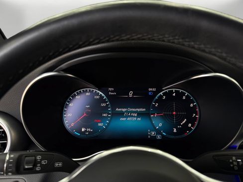 Used 2020 Mercedes-Benz GLC 300 image 23