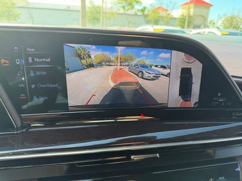 Used 2021 Cadillac Escalade ESV Sport Platinum image 31