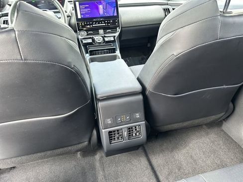 Used 2024 Subaru Solterra Touring w/ Touring Package image 25