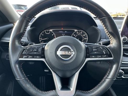 Certified 2023 Nissan Altima 2.5 SR image 41