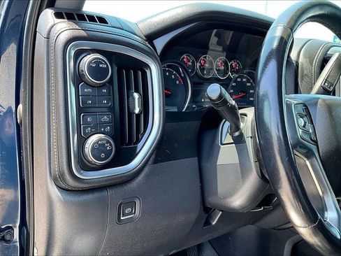 Used 2021 Chevrolet Silverado 1500 LT Trail Boss w/ Convenience Package II AWD/4WD image 29