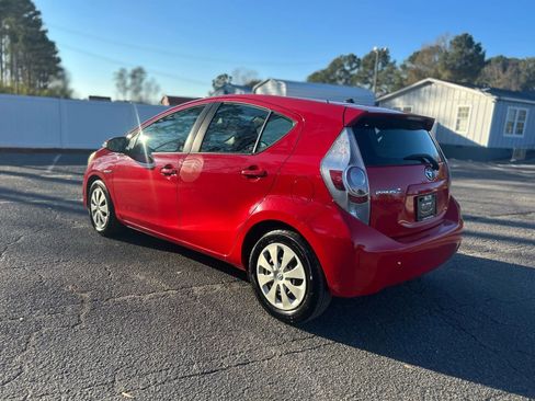 Used 2013 Toyota Prius C Two image 8