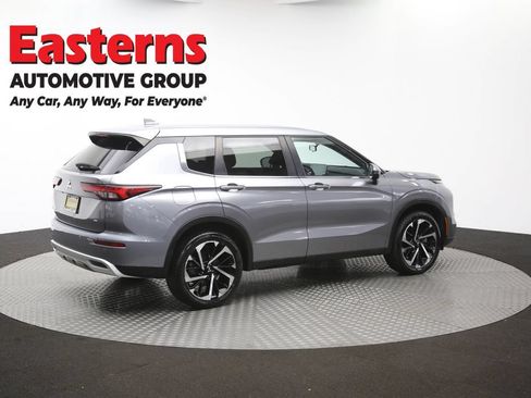 Used 2024 Mitsubishi Outlander SE AWD/4WD image 43