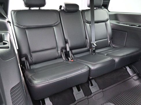 Used 2025 Ford Expedition Platinum w/ Stealth Performance Package AWD/4WD image 46