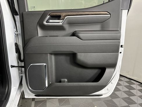 New 2025 GMC Sierra 1500 Elevation w/ Elevation Premium Package image 14