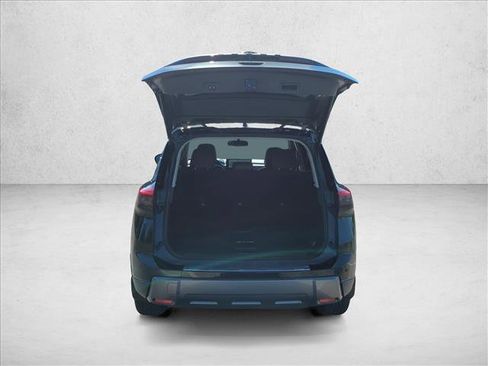 Used 2024 Nissan Rogue SL w/ SL Premium Package image 9