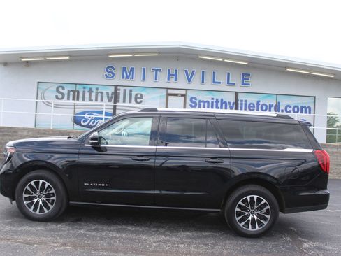 Used 2025 Ford Expedition Max Platinum AWD/4WD image 4