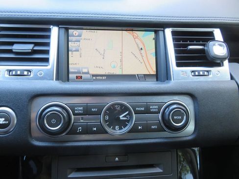 Used 2011 Land Rover Range Rover Sport HSE LUX AWD/4WD image 17