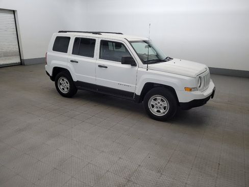 Used 2015 Jeep Patriot Sport AWD/4WD image 11