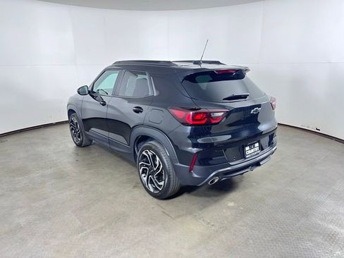 Used 2024 Chevrolet TrailBlazer RS w/ Convenience Package AWD/4WD image 5