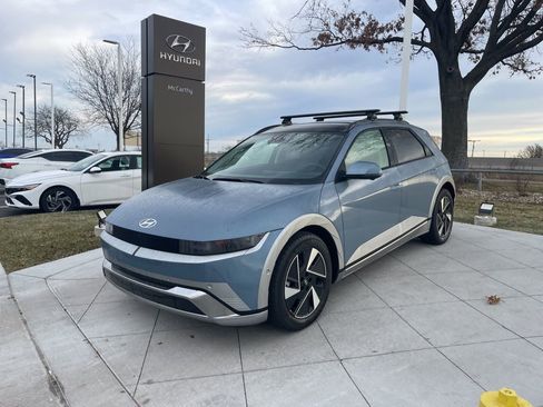 New 2026 Hyundai Ioniq 5 Limited image 1