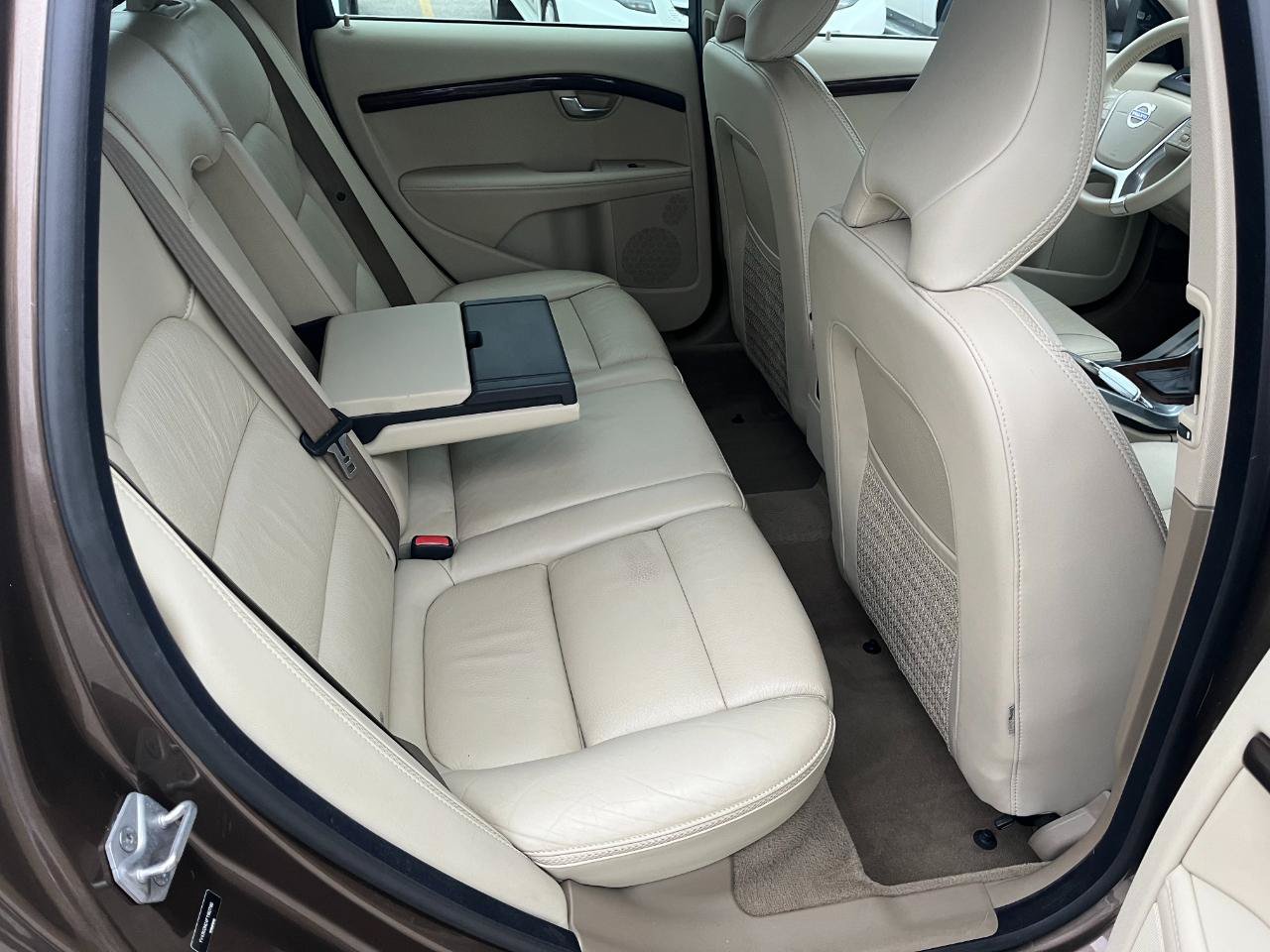 Used 2015 Volvo XC70 T6 Premier Plus AWD/4WD image 15