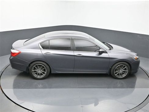 Used 2015 Honda Accord LX image 18