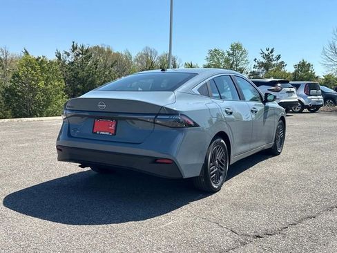 New 2026 Nissan Sentra SV w/ SV Convenience Package image 4