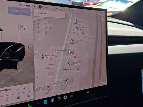 Used 2026 Tesla Model Y AWD image 16