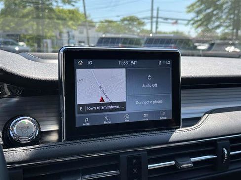 Used 2022 Lincoln Corsair AWD w/ Premium Package image 20