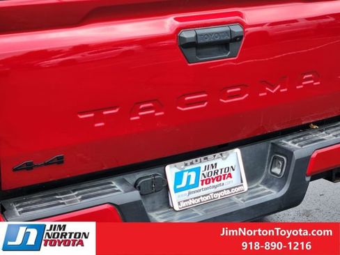 Used 2024 Toyota Tacoma TRD Off-Road AWD/4WD image 12