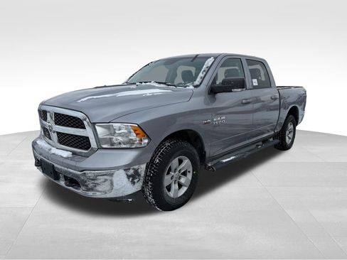 Used 2022 RAM 1500 Classic SLT w/ Electronics Convenience Group image 6