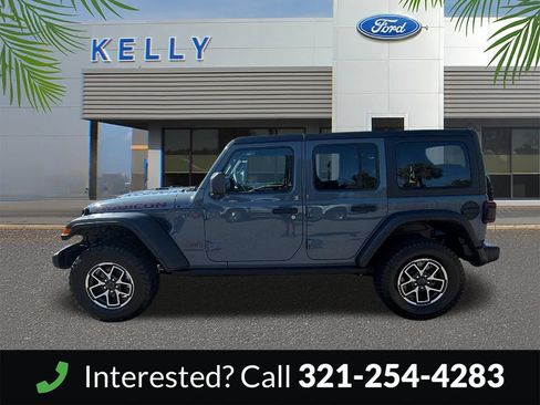 Used 2024 Jeep Wrangler Unlimited Rubicon AWD/4WD image 2