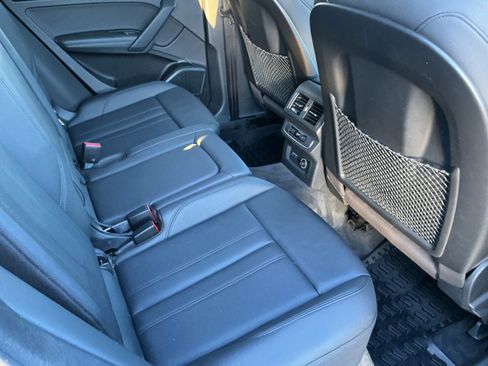 Used 2020 Audi Q5 e Prestige image 33