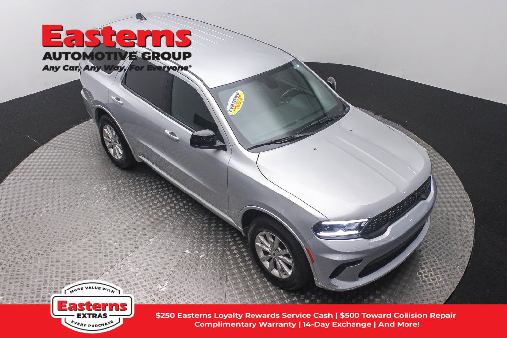 Used 2025 Dodge Durango GT RWD image 4