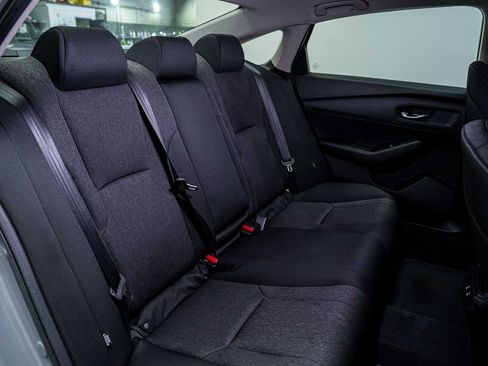Used 2025 Honda Accord SE image 17