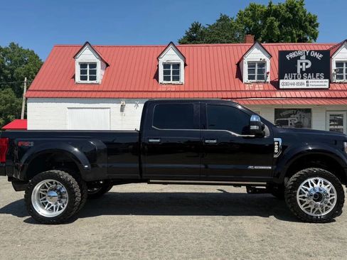 Used 2021 Ford F450 Platinum w/ FX4 Off-Road Package AWD/4WD image 9