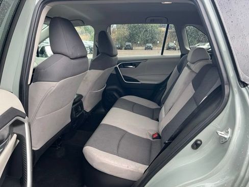 Used 2023 Toyota RAV4 XLE AWD/4WD image 26
