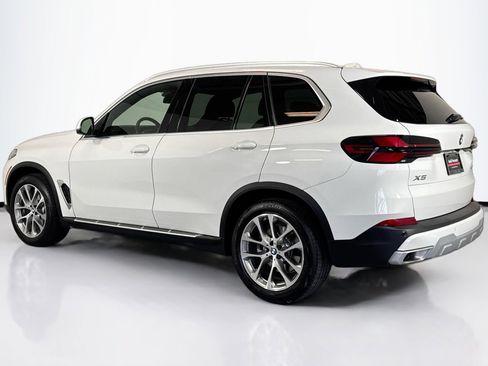 Used 2025 BMW X5 xDrive40i image 7