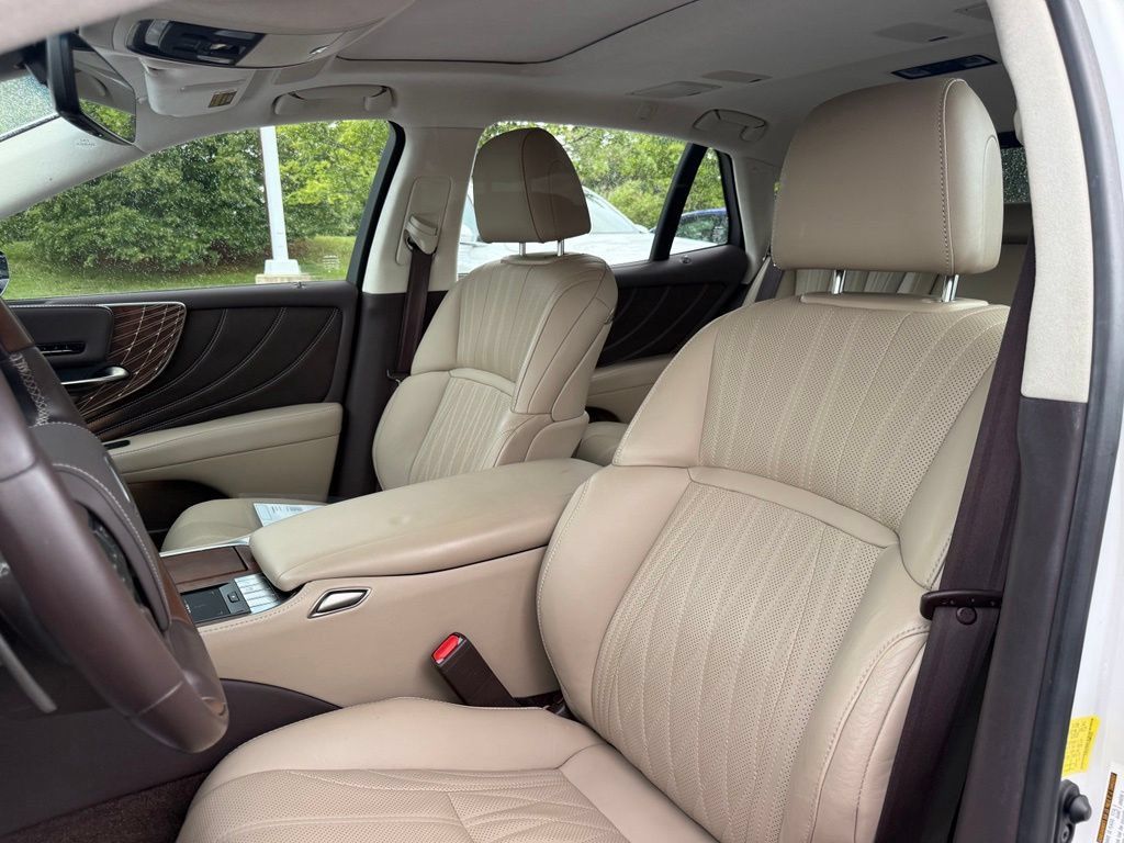 Used 2018 Lexus LS 500 AWD w/ Interior Upgrade Package image 9