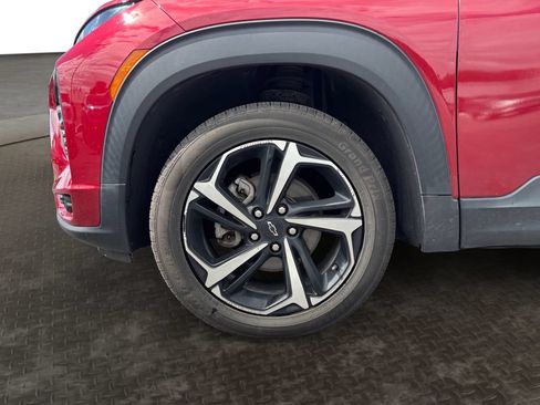 Used 2021 Chevrolet TrailBlazer RS w/ Convenience Package AWD/4WD image 9