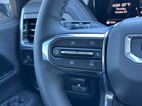 New 2026 GMC Yukon XL Elevation image 15