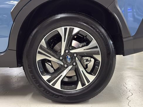 Used 2024 Subaru Crosstrek 2.0i Premium AWD/4WD image 11