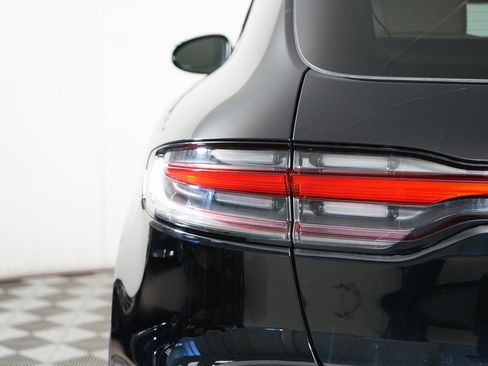 New 2026 Porsche Macan image 12