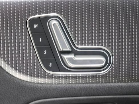 Certified 2023 Mercedes-Benz GLA 250 image 20