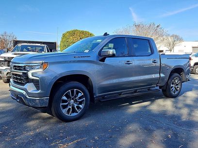 New 2026 Chevrolet Silverado 1500 LT w/ LPO, Dark Essentials Package