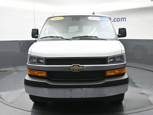 Used 2025 Chevrolet Express 3500 LT w/ LT Preferred Equipment Group RWD image 6