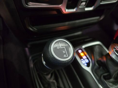 Used 2022 Jeep Wrangler Unlimited Sport image 31