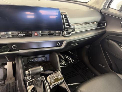 Certified 2023 Kia Sportage SX image 4