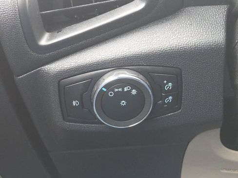 Used 2018 Ford EcoSport SE image 21